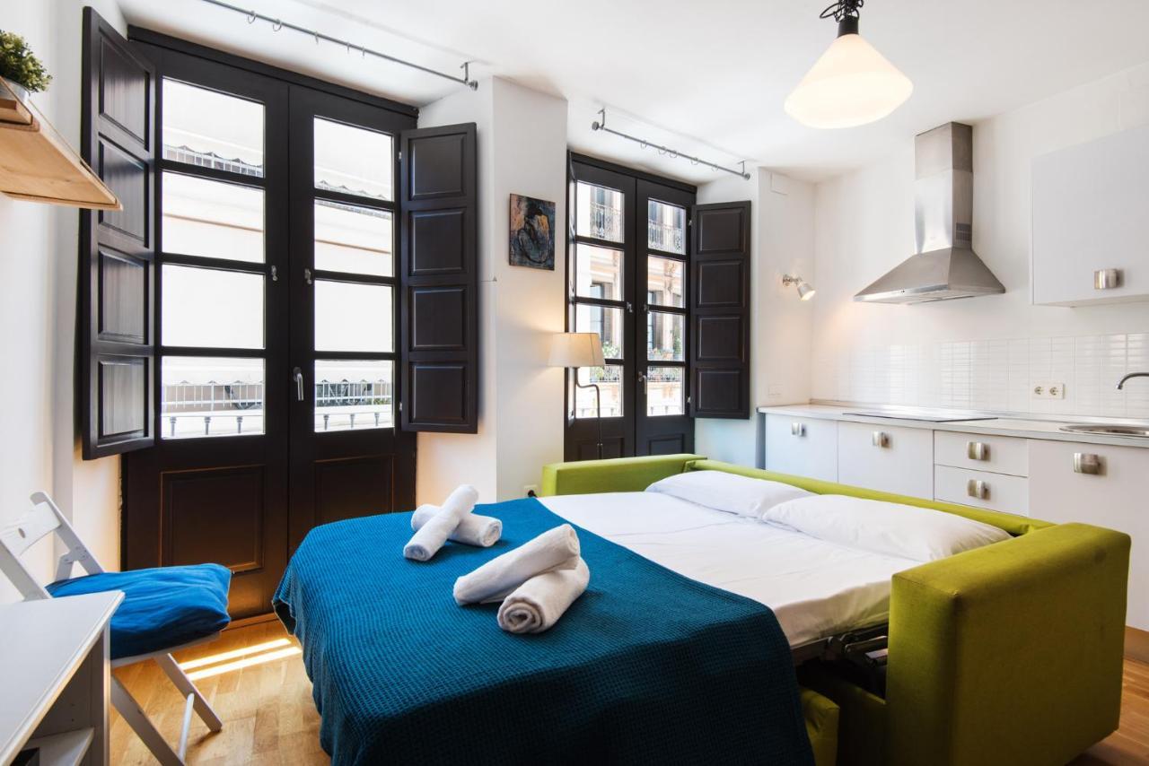 El Balcon Del Pintor, The Best Option In The Historic Center Of Malaga Apartment ภายนอก รูปภาพ