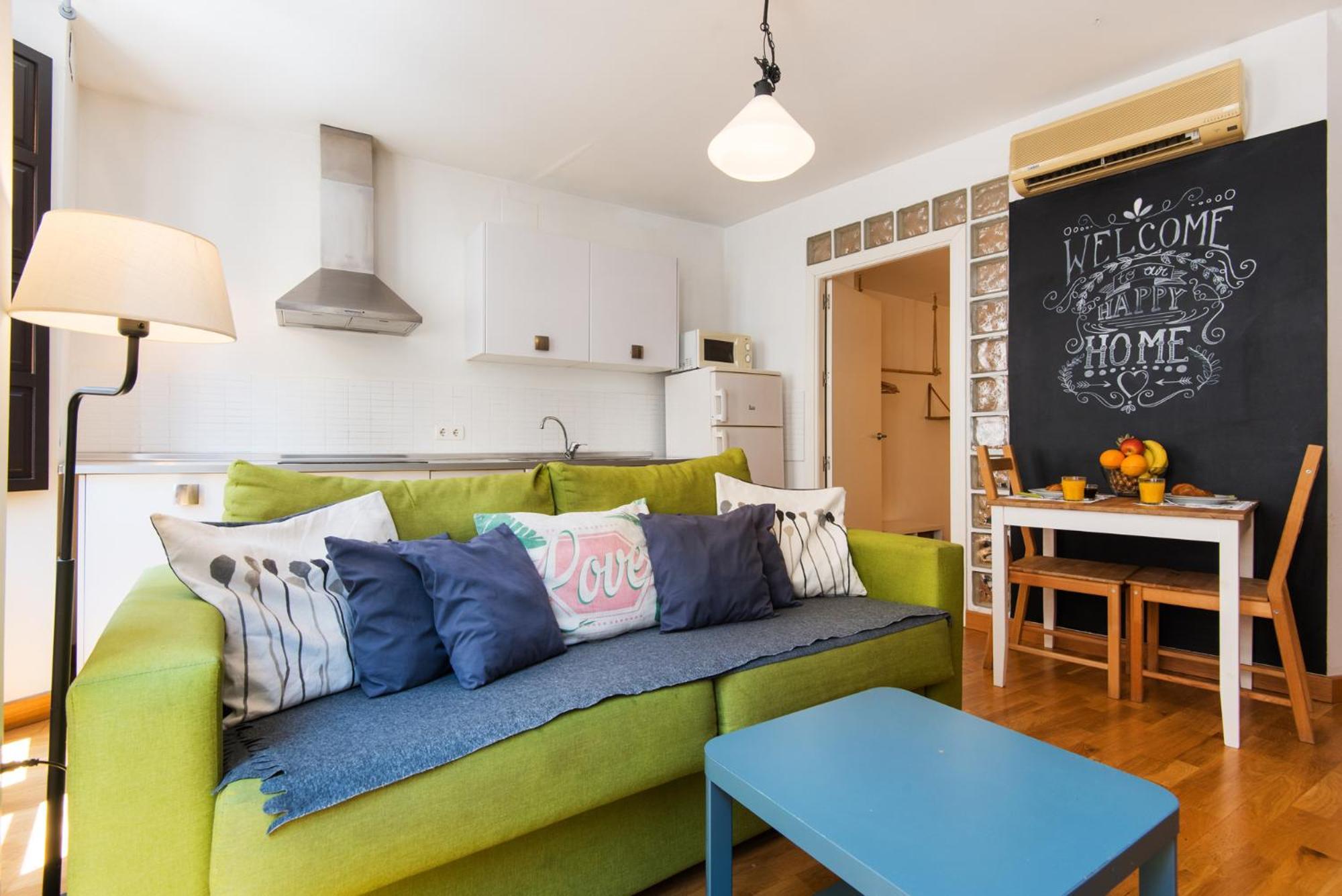 El Balcon Del Pintor, The Best Option In The Historic Center Of Malaga Apartment ภายนอก รูปภาพ