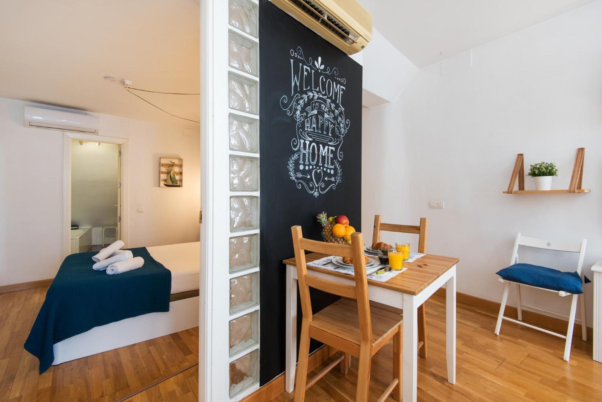 El Balcon Del Pintor, The Best Option In The Historic Center Of Malaga Apartment ภายนอก รูปภาพ